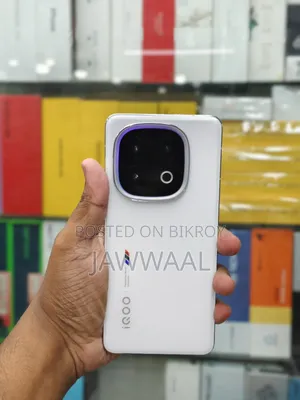 iQOO 13 256 GB White