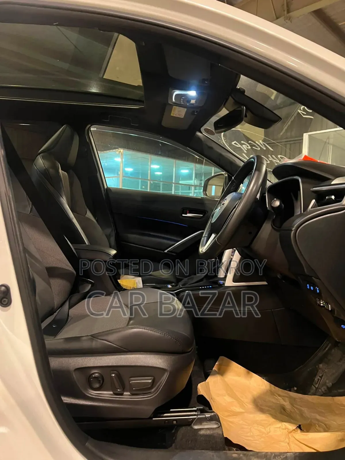 Toyota Corolla Cross 1.8 Hybrid FWD 2021 Pearl