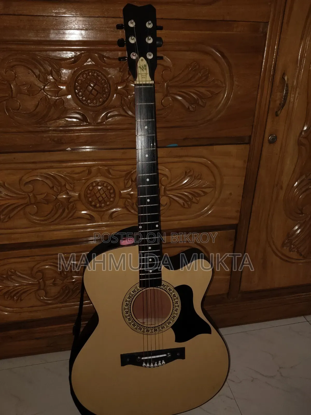 Trend Guiter