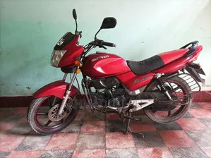 Runner Bullet 100 2017 Red