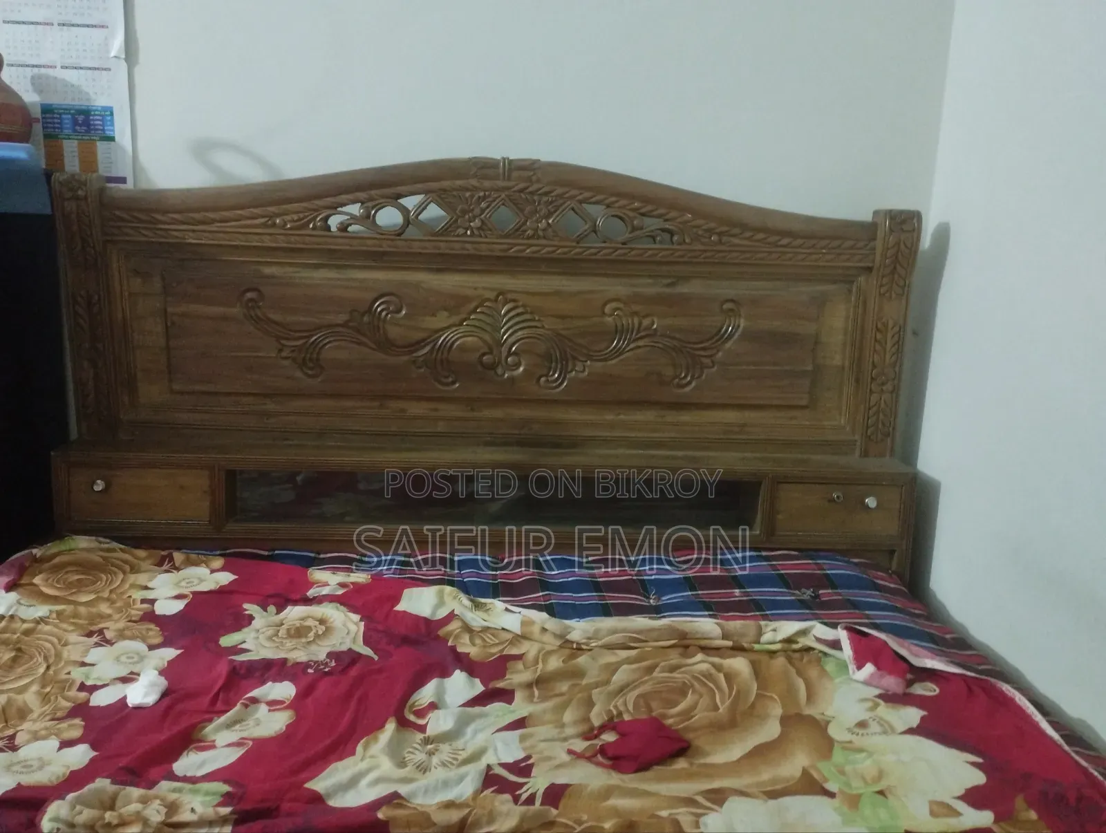 পুরাতন খাট ও ওয়াড্রব এবং বিক্রি হবে