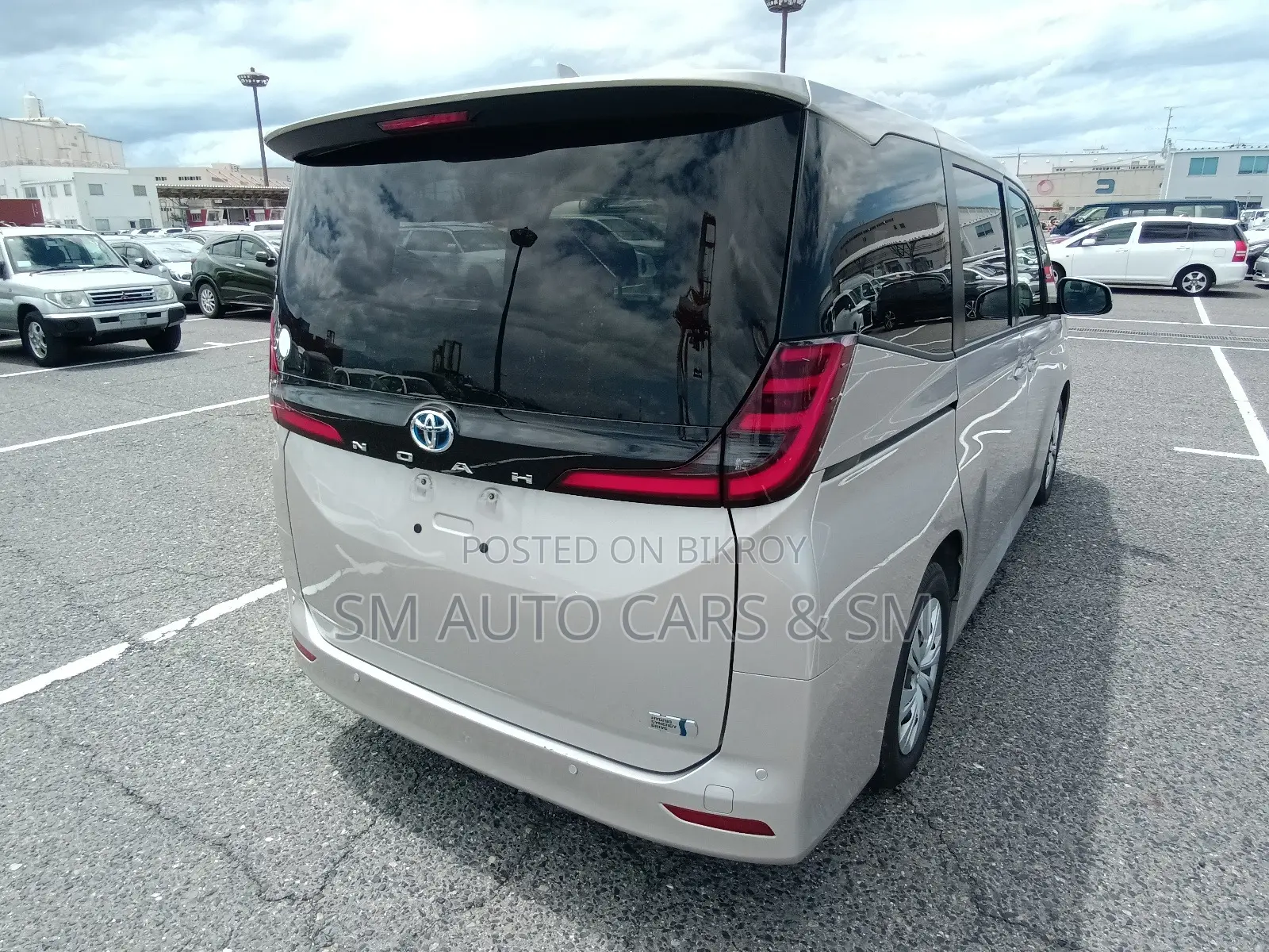 Toyota Noah 2022 Beige
