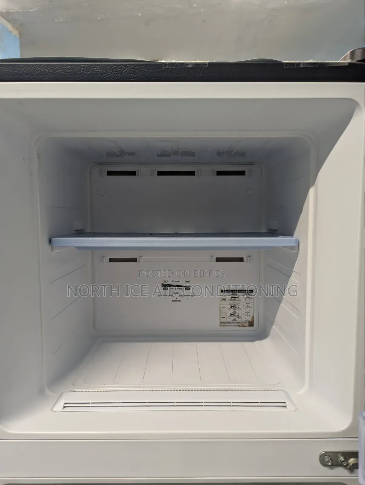 Samsung Black Colour Glass Dor Inverter No Frost Fridge 275 Ltr.