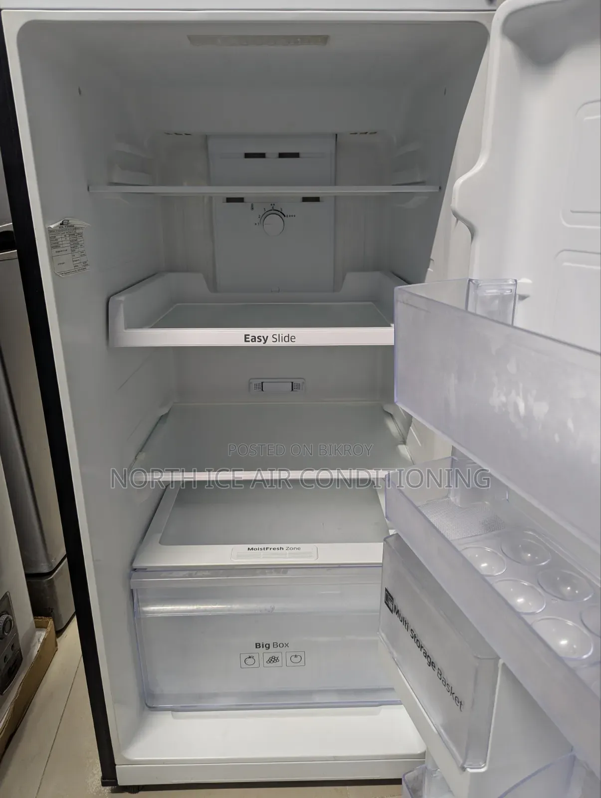 Samsung Black Colour Glass Dor Inverter No Frost Fridge 275 Ltr.