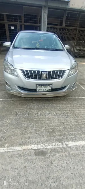 টয়োটা প্রমিও ২০১৪ সিলভার
