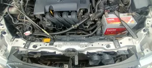 টয়োটা প্রমিও ২০১৪ সিলভার