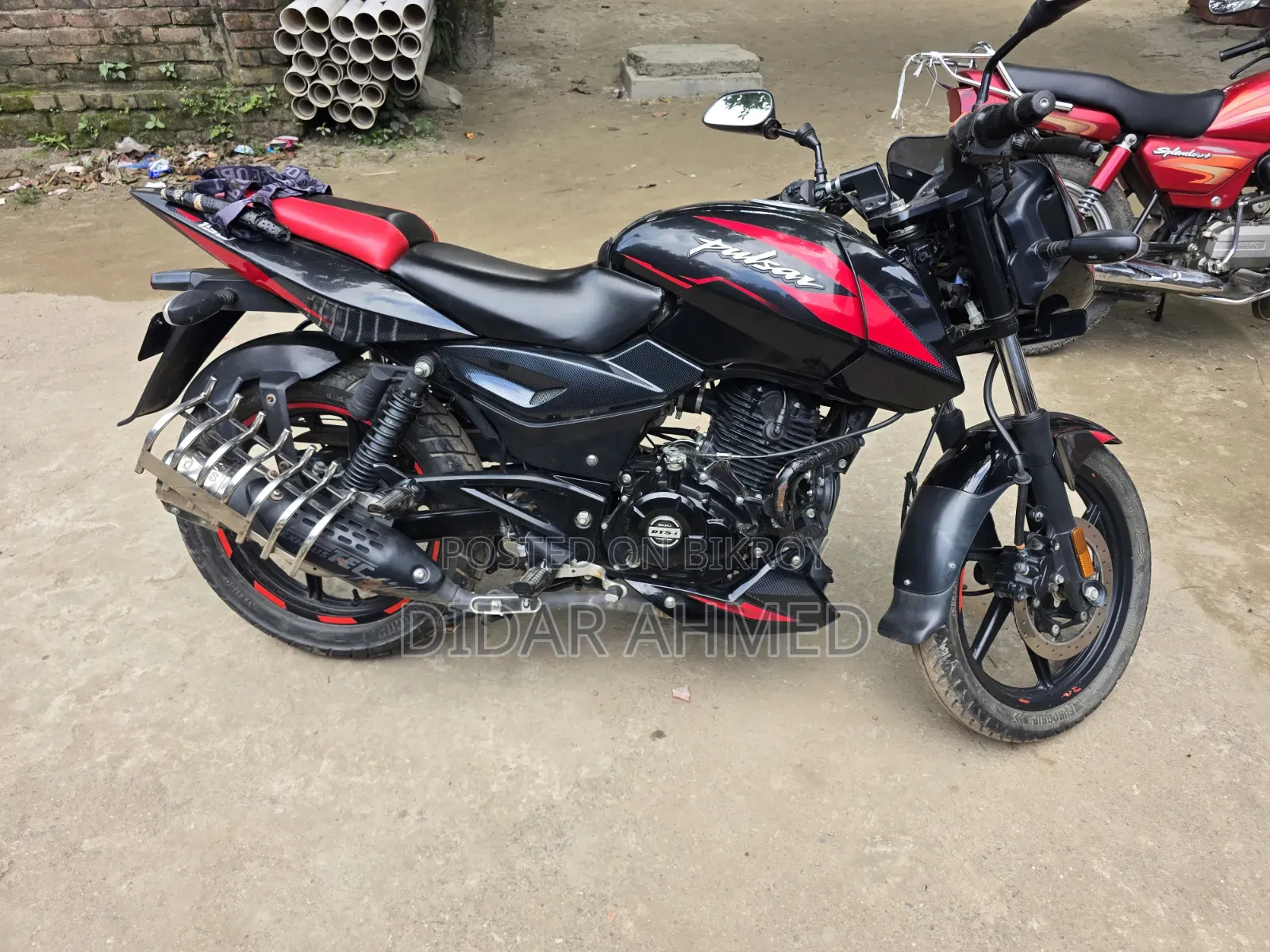 Bajaj Pulsar 150 2022 Beige