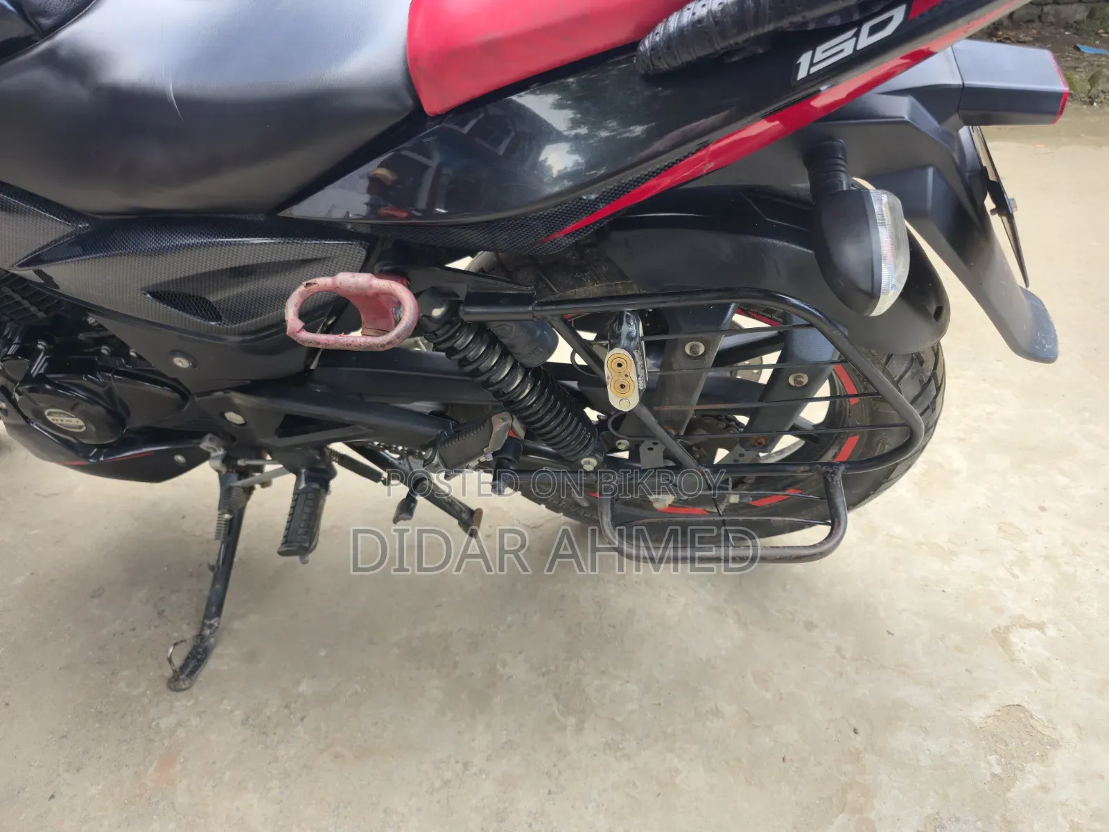 Bajaj Pulsar 150 2022 Beige