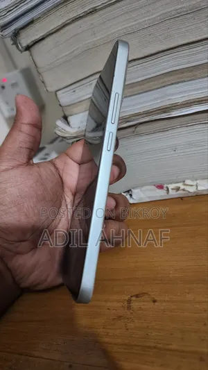নতুন অনার এক্স৮সি ৫১২ জিবি হোয়াইট