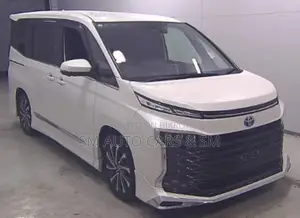 Toyota Voxy Hybrid S-Z 2WD 7-Seater 2023 Pearl