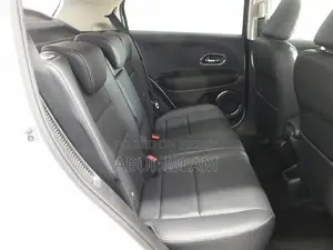 Honda Vezel 1.5 Hybrid 2WD 2014 Pearl