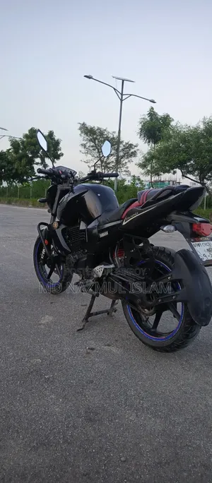 ইয়ামাহা এফজেড ২০১১ ব্ল্যাক