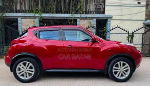 Nissan Juke S 2011 Red
