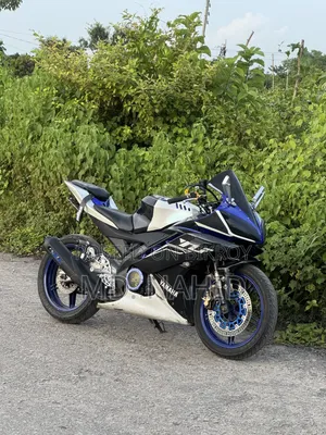 Yamaha R1 2016 Blue
