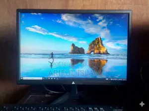Atlas 19 Inch LED Monitor Like New With BOX & HDMI VGA Connection