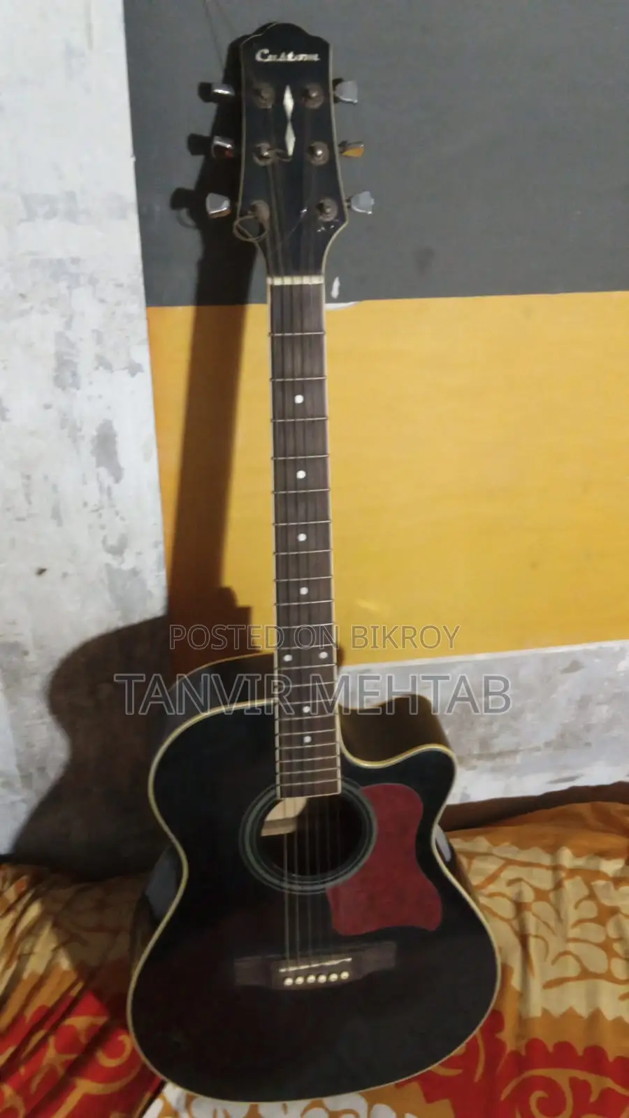 Urgent Custom 2020c Acoustic Guitar Sell