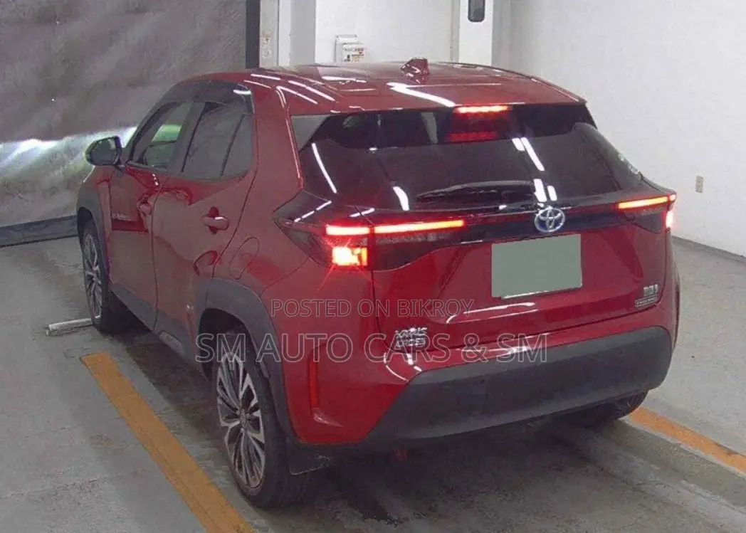 Toyota Yaris Cross 1.5 Hybrid FWD 2021 Red