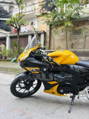 Suzuki GSX-R150 2023 Yellow