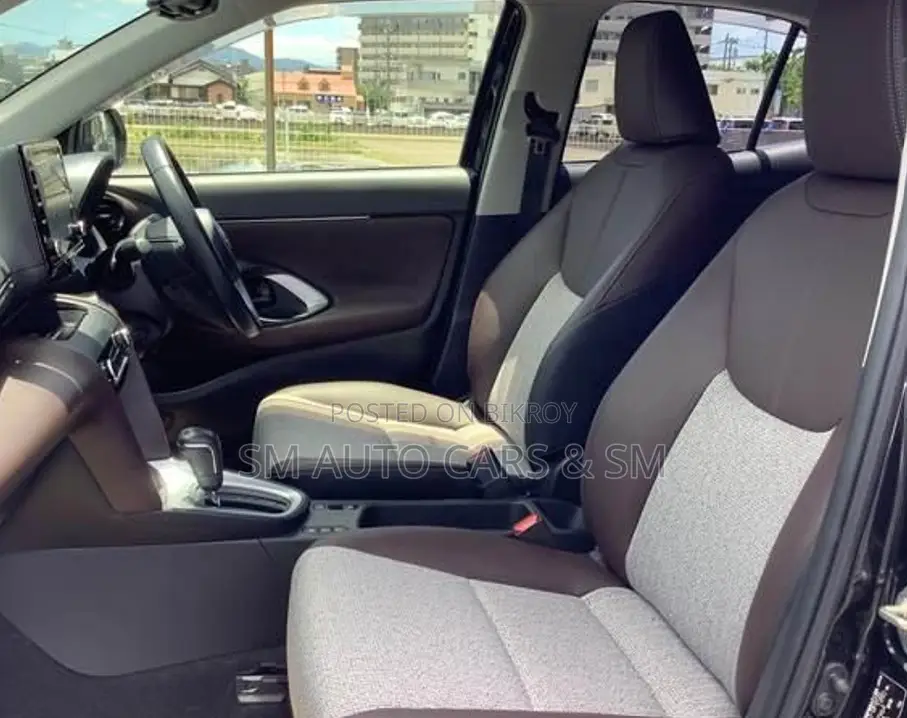 Toyota Yaris Cross 1.5 Hybrid FWD 2021 Black