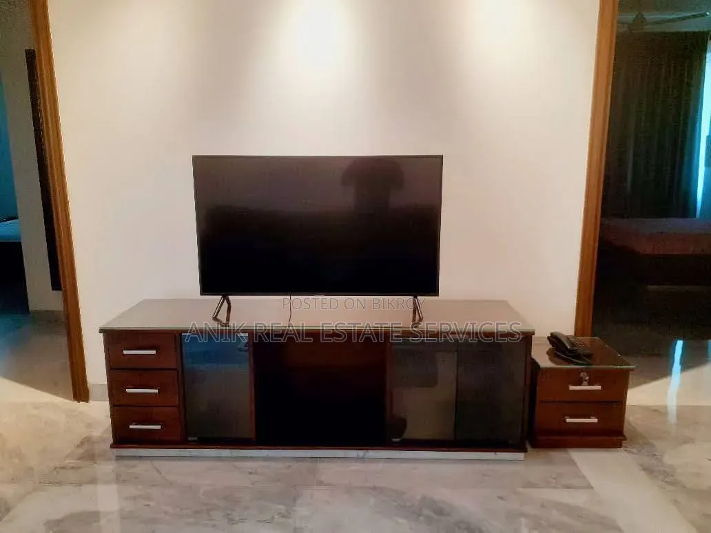 Furnished 4bdrm Apartment in Anik Real Estate, Banani for rent