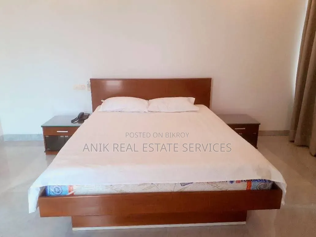 Furnished 4bdrm Apartment in Anik Real Estate, Banani for rent