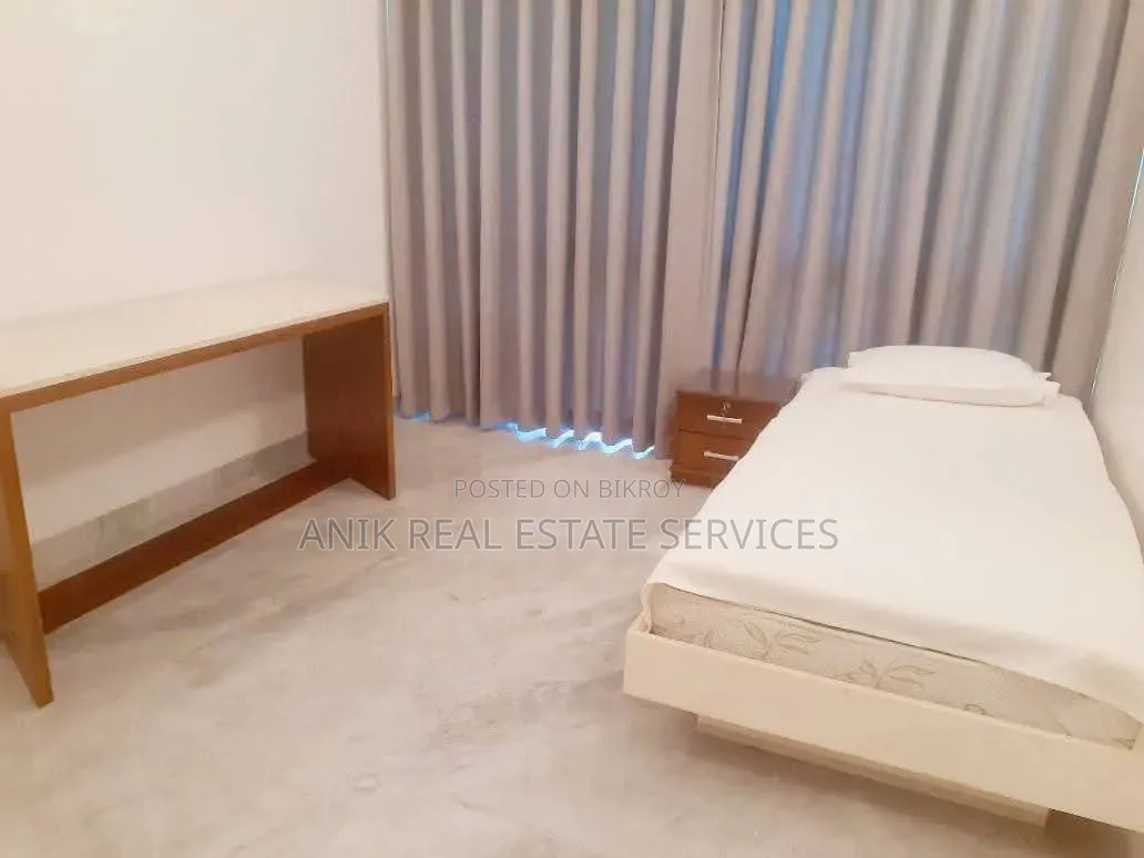 Furnished 4bdrm Apartment in Anik Real Estate, Banani for rent