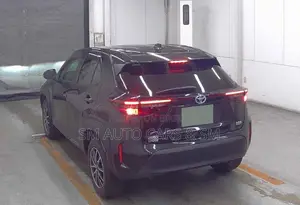 Toyota Yaris Cross 1.5 Hybrid FWD 2021 Black