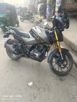 Hero Xtreme 160R 4V 2026 Black