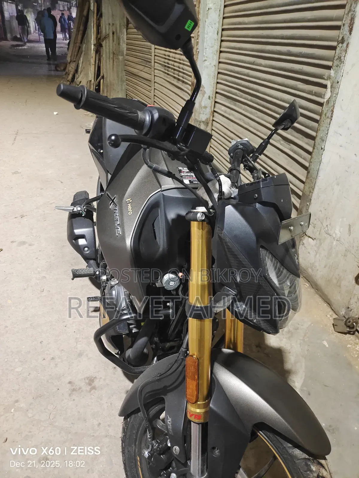 Hero Xtreme 160R 4V 2026 Black