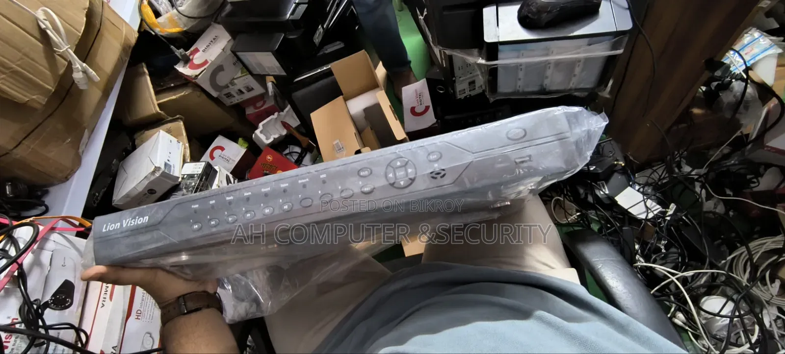32 Channel XVR New Intact Box