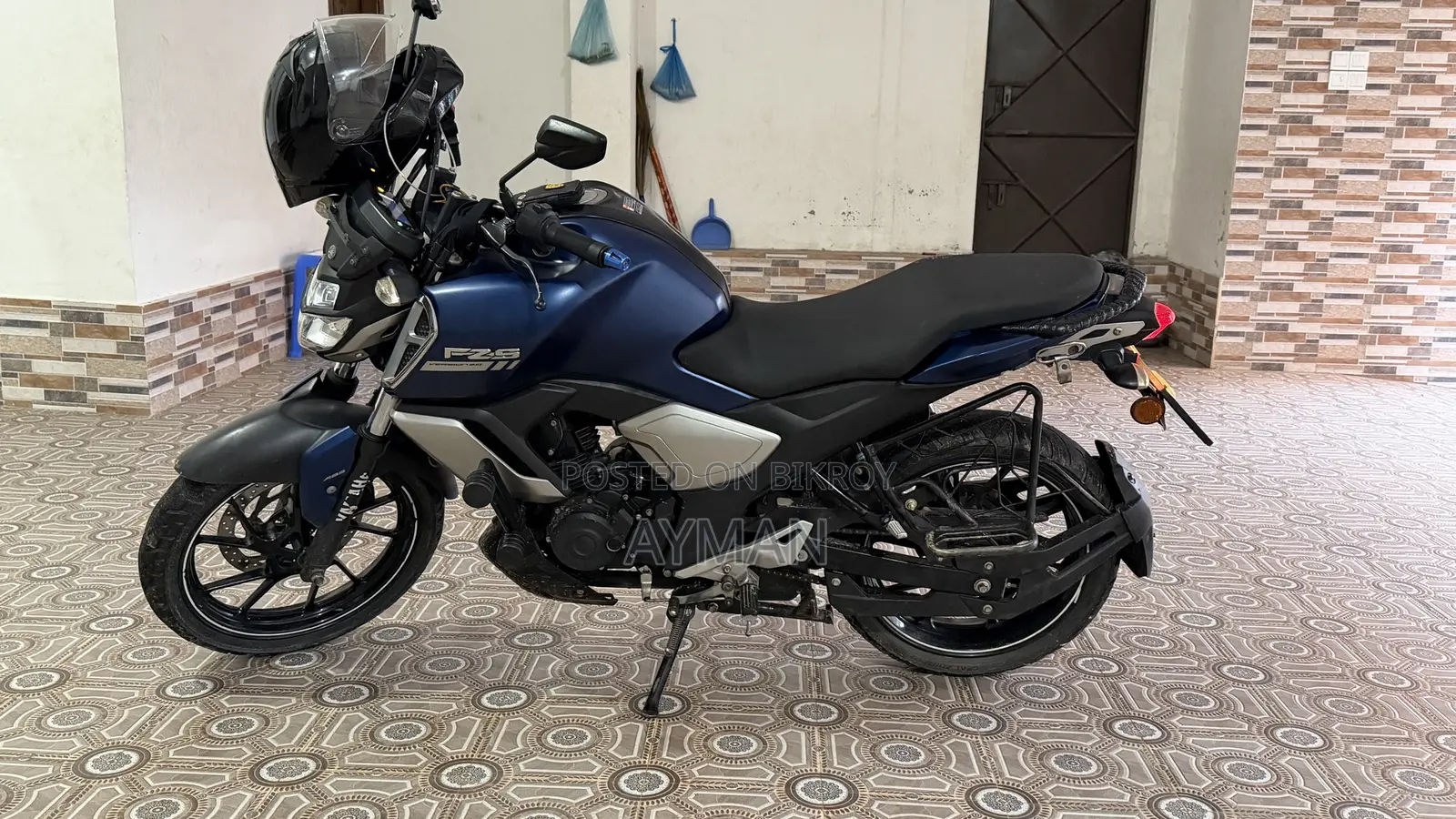 Yamaha FZ 2023 Blue