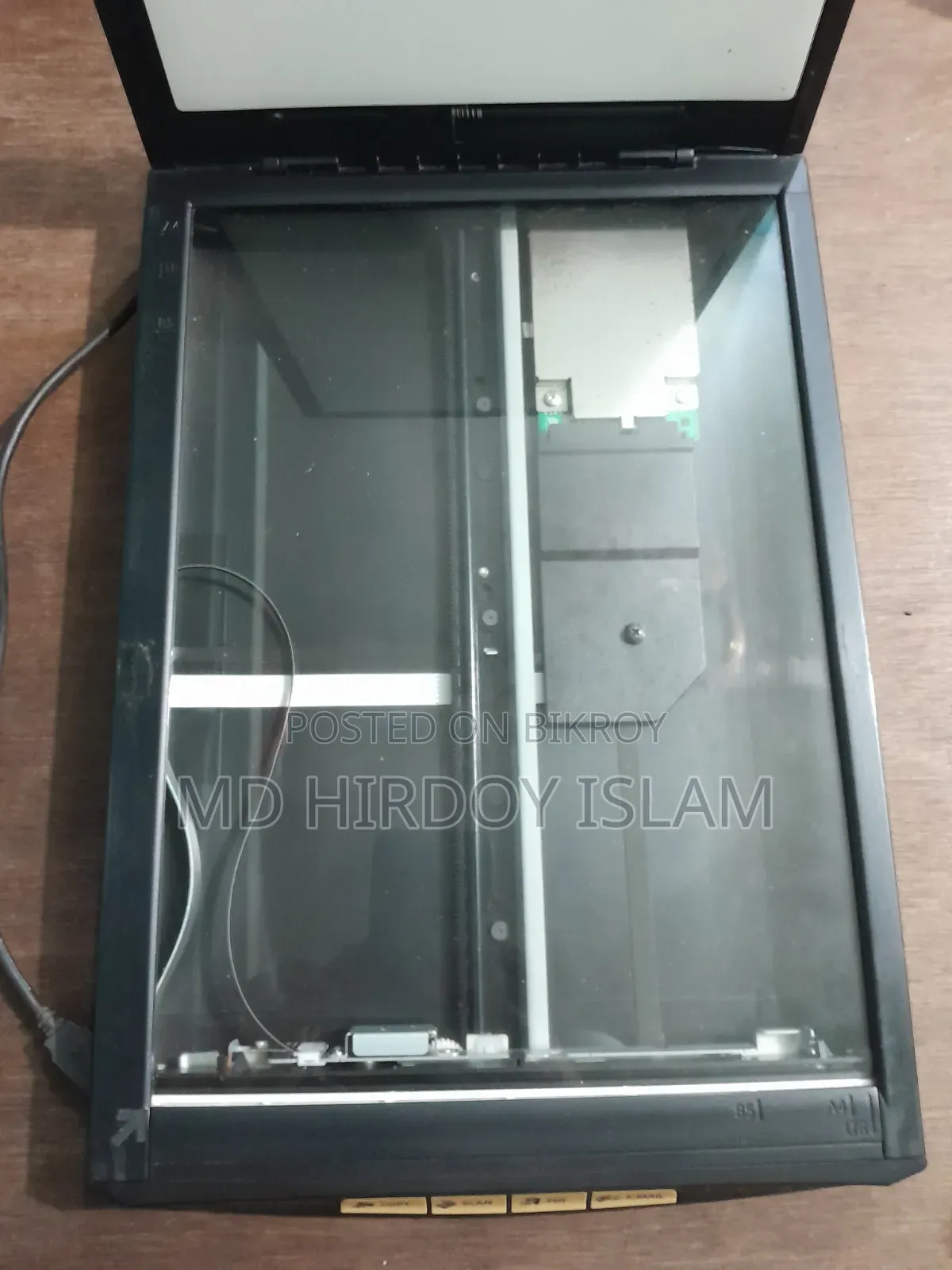 Canon Lide 100 Scanner
