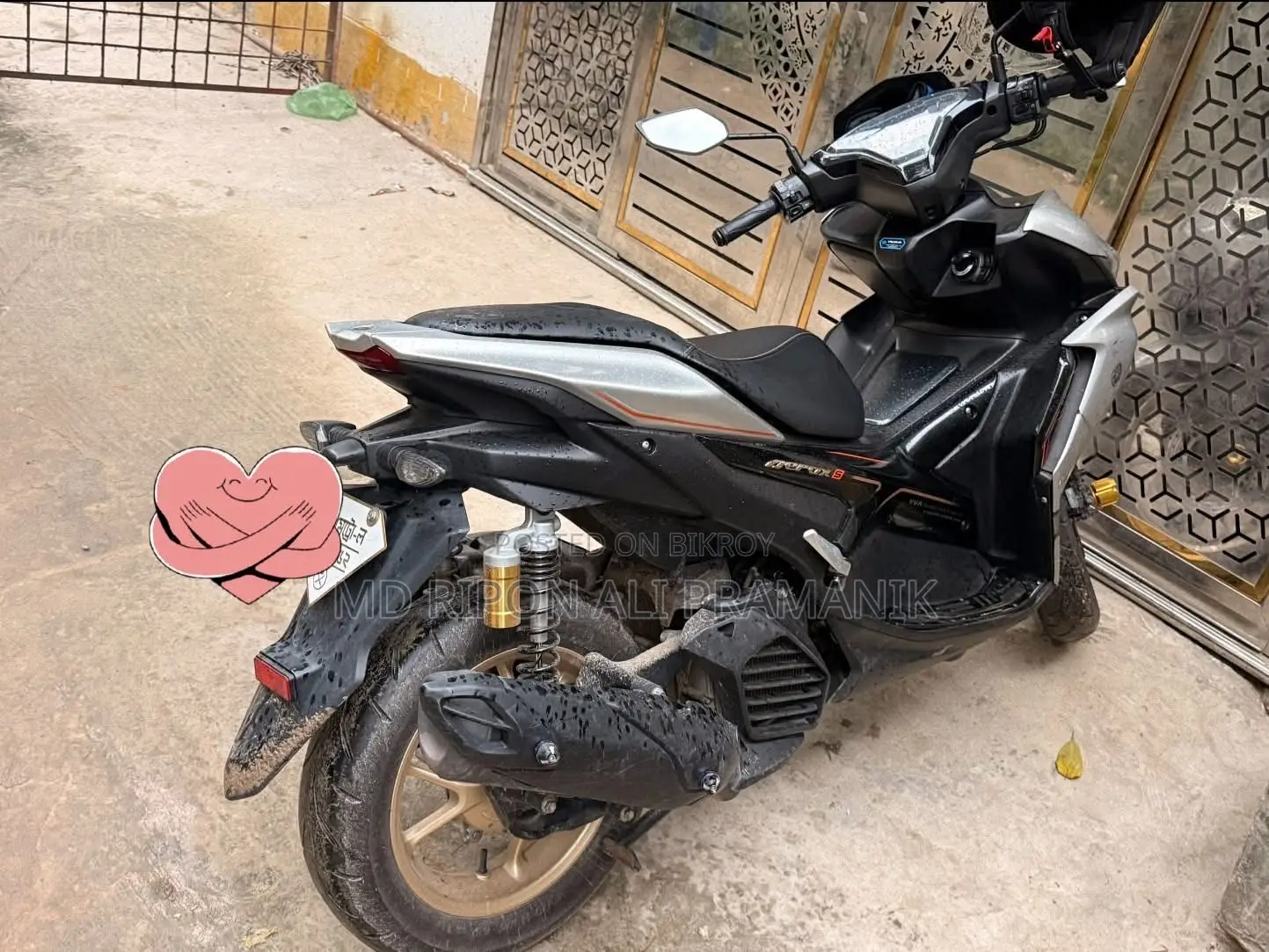 Yamaha Aerox 2024 Silver