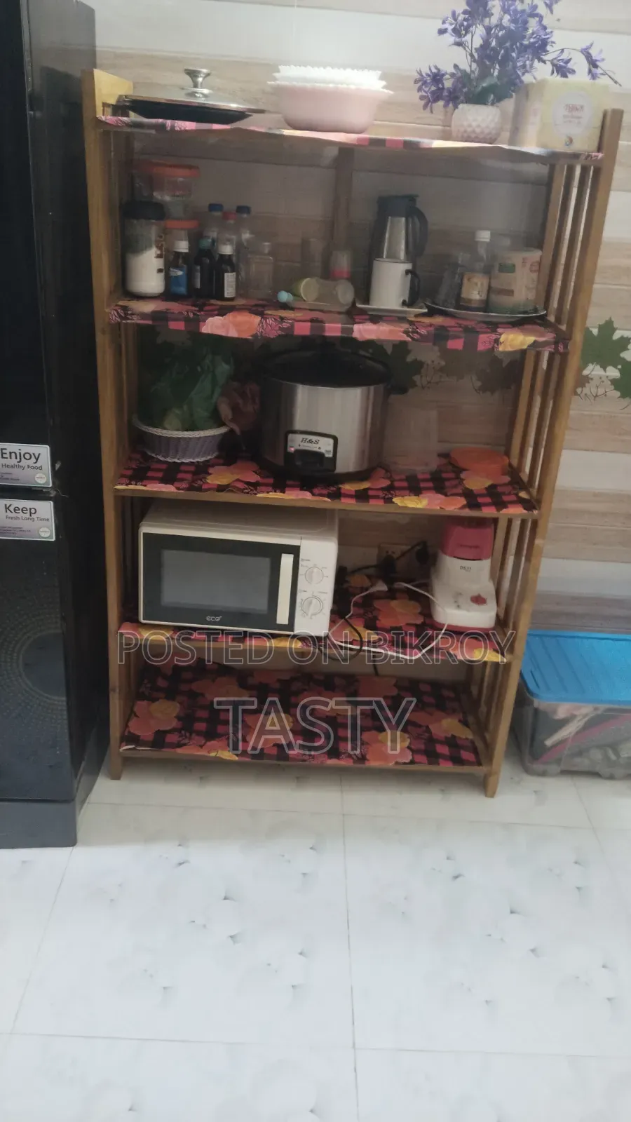 আকাশি কাঠের কিচেন রেক ইমারজেন্সি বিক্রি হবে।