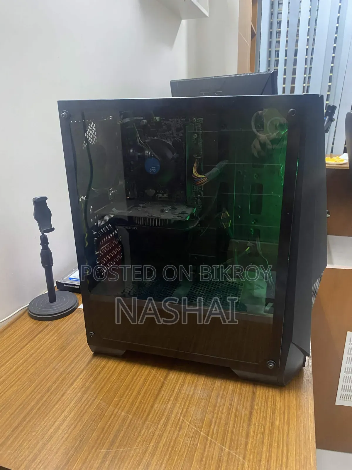 Desktop Computer Asus A4110 8GB Intel Core i3 HDD+SSD 1.5T