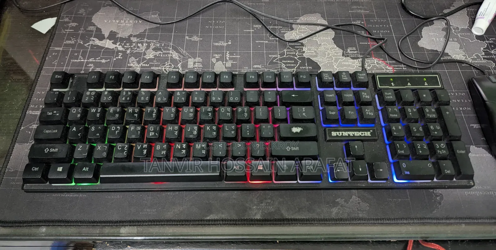 Keyboard SUNTECH RGB Lights 
Mouse A4 Tech