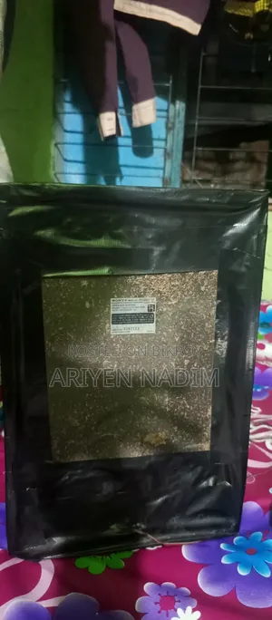 Aiwa ও Sony স্পিকার।
