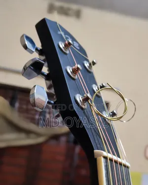 এই গিটারটি বিক্রয় করা হবে..