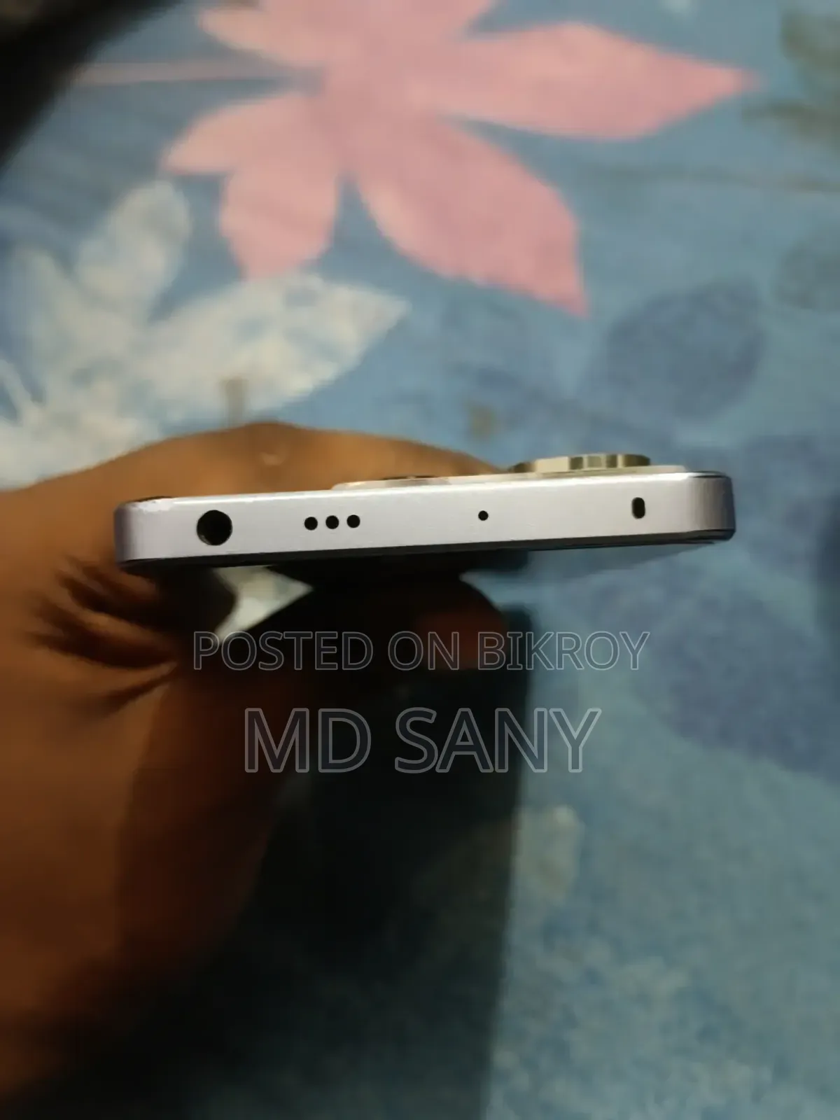 শাওমি রেডমি নোট ১৩ প্রো ৫জি ১২৮ জিবি হোয়াইট