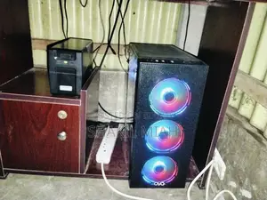 Desktop Computer Gigabyte 16GB Intel Core i5 SSD 256GB