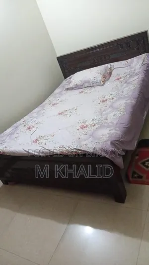 খাট বিক্রয়ের জন্য