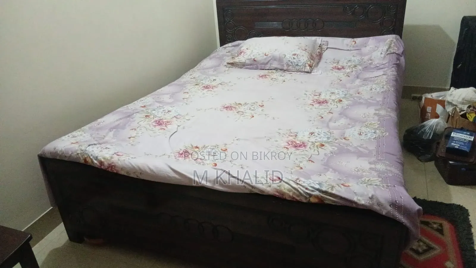 খাট বিক্রয়ের জন্য