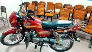 Hero Splendor Plus 2013 Red