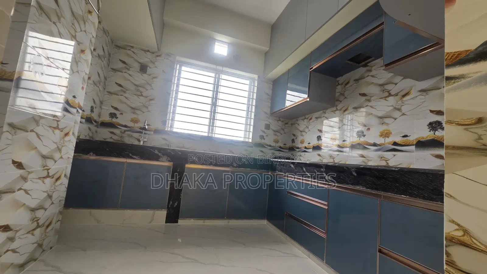 Furnished 3bdrm Apartment in Dhaka, Banasree for sale