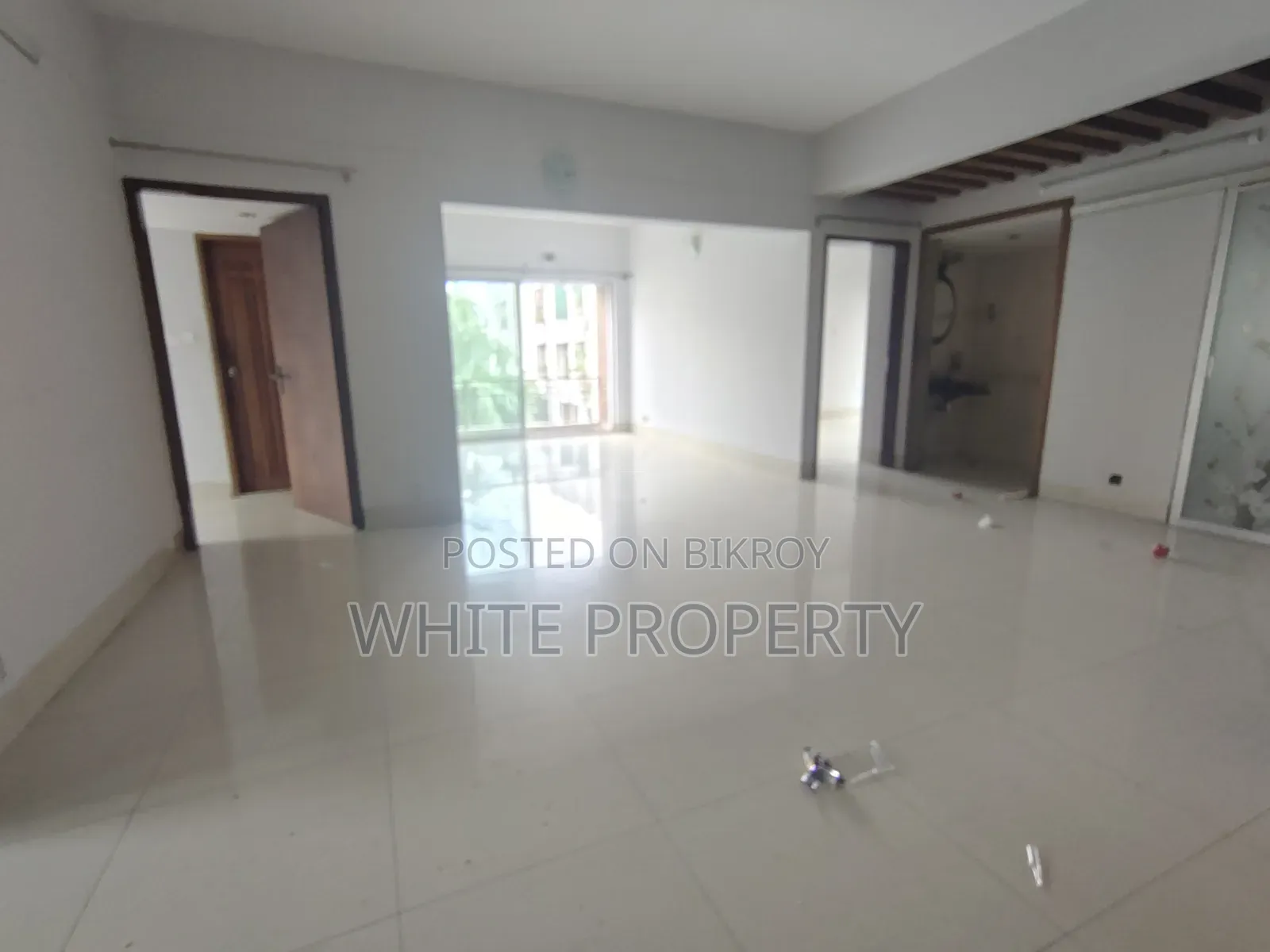 Furnished 3bdrm Apartment in White Property, Banani for rent