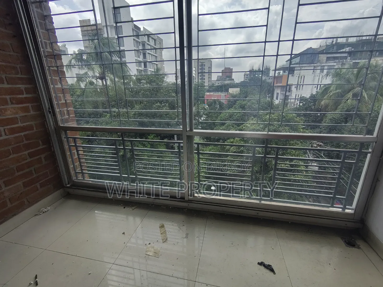 Furnished 3bdrm Apartment in White Property, Banani for rent