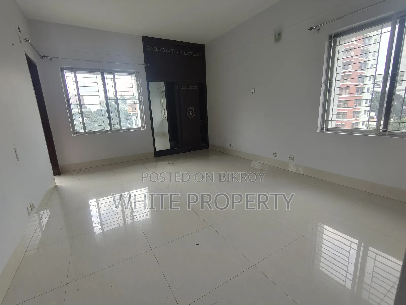 Furnished 3bdrm Apartment in White Property, Banani for rent