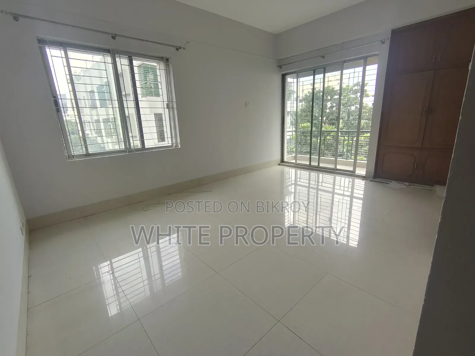 Furnished 3bdrm Apartment in White Property, Banani for rent