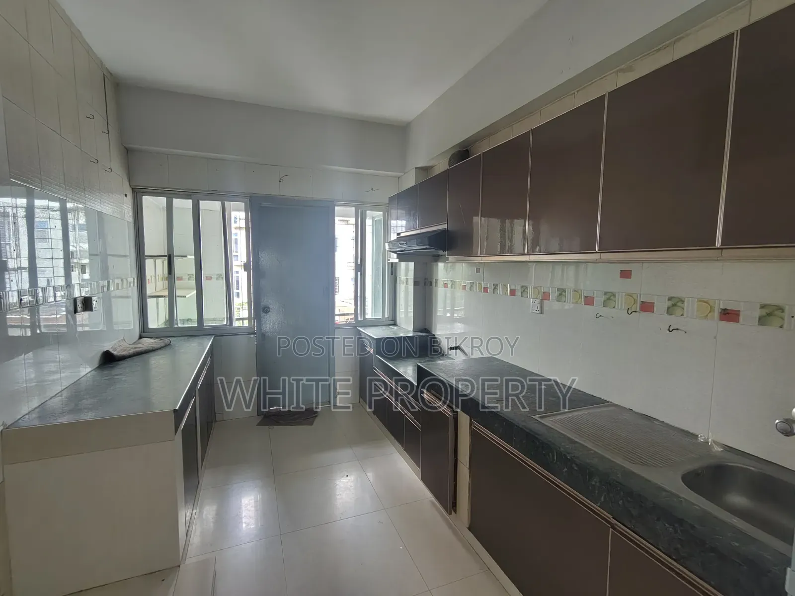 Furnished 3bdrm Apartment in White Property, Banani for rent