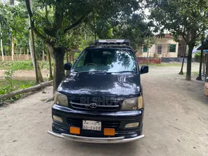 Toyota Noah 2006 Black